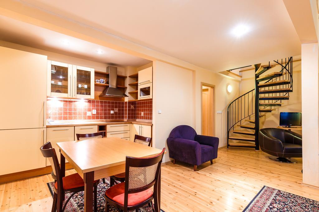 קרלובי וארי Hotel Maltezsky Kriz מראה חיצוני תמונה